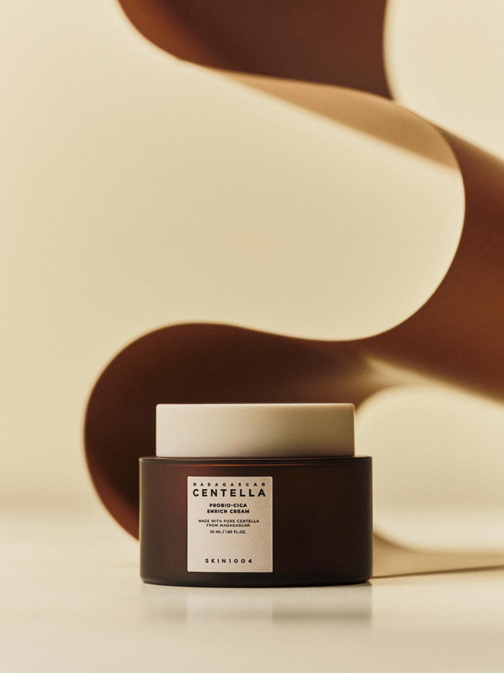 SKIN1004 Madagascar Centella Probio-cica Enrich Cream, ACTION