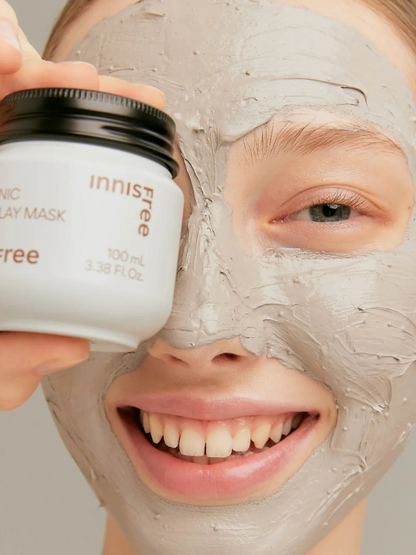 INNISFREE Super Volcanic Pore Clay Mask, model