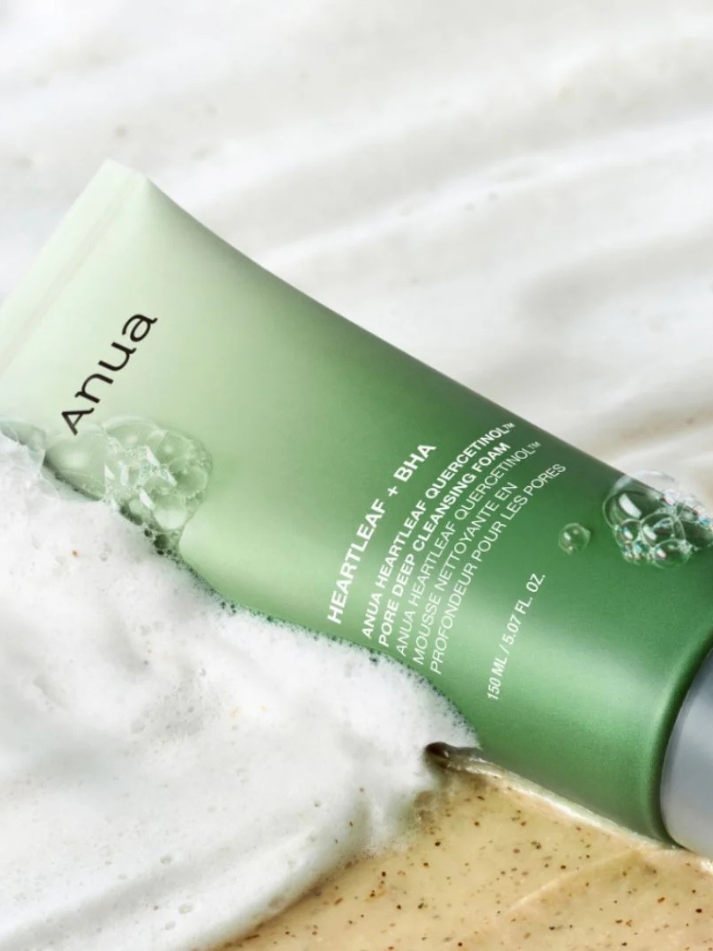 Anua Heartleaf Quercetinol Pore Deep Cleansing Foam, product